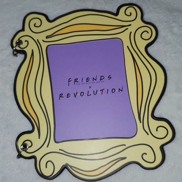 REVOLUTION x Friends Makeup Revolution Open the Door Eyeshadow Palette NIB - Picture 4 of 13